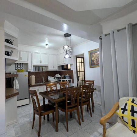 Emiliez Place バギオ エクステリア 写真